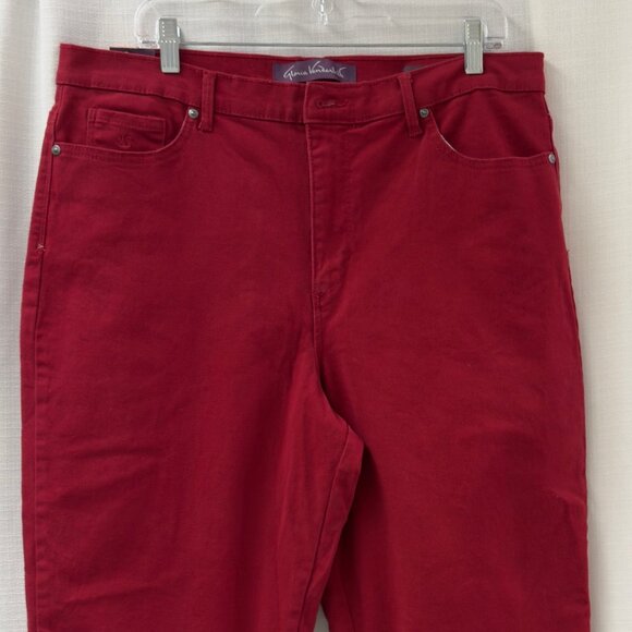 NWT -Gloria Vanderbilt Amanda Capri Jeans - 16 - Picture 1 of 9